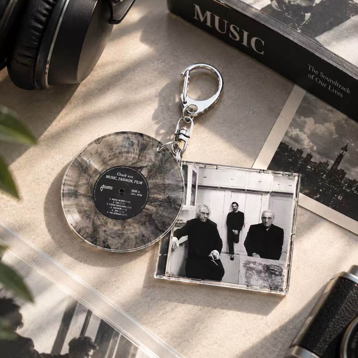 C-Charli Xcx Keychain，Music，Fa - Phone Accessories Charms 评论和价格