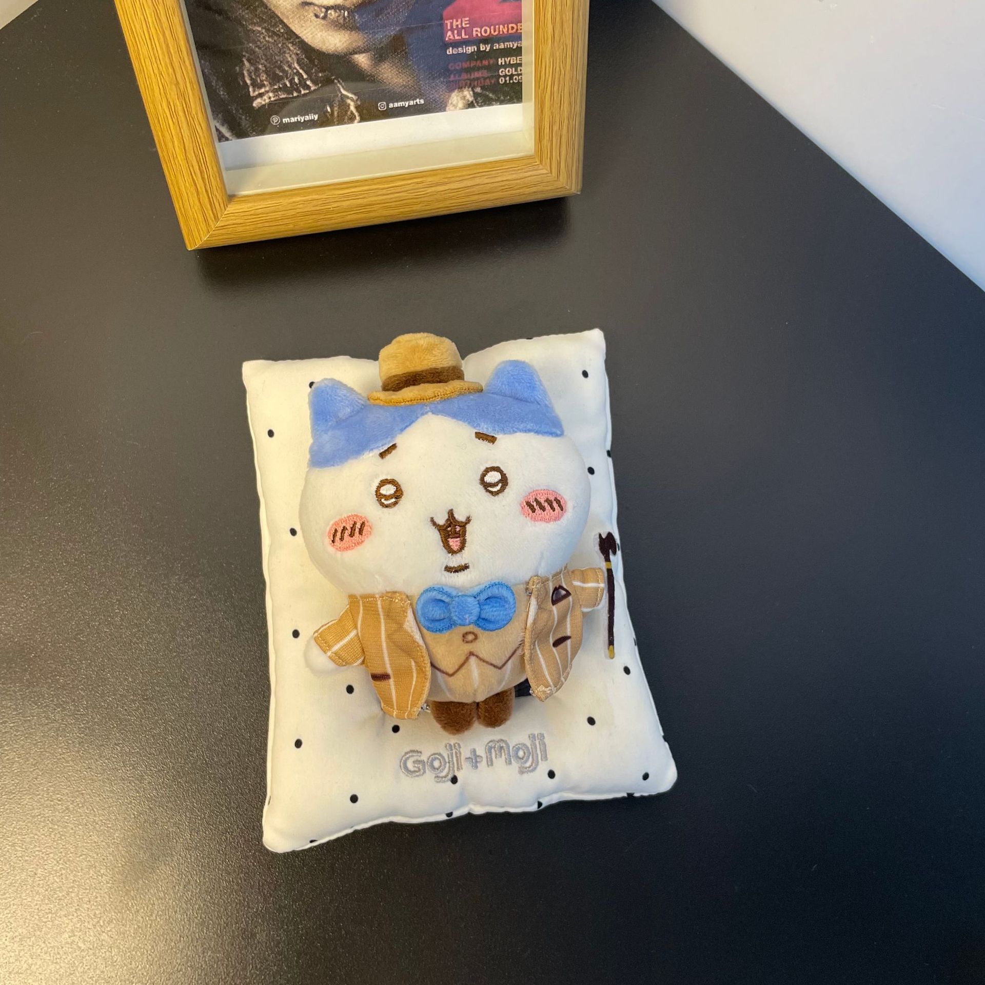 Hachiware Usagi Detective Plus - Phone Accessories Charms 评论和价格